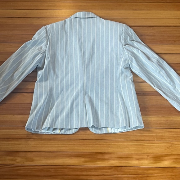 Banana Republic blazer 12P Grey with stripe - Picture 4 of 4